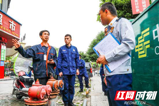 查看室外水源和水泵结合器.jpg 查看室外水源和水泵结合器.jpg