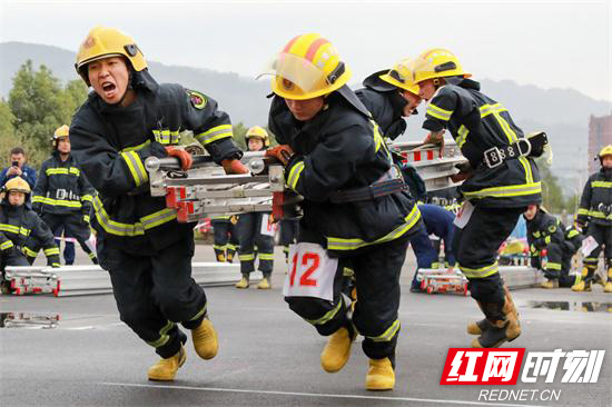 张家界消防举行全市消防救援队伍比武竞赛 (5).jpg 张家界消防举行全市消防救援队伍比武竞赛 (5).jpg