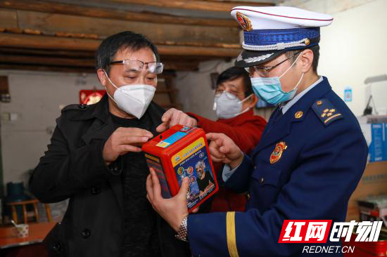 【平安消防】张家界&ldquo;315&rdquo;消防打假 严把防火第一关