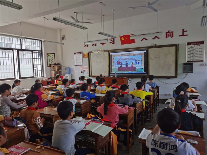 【平安消防】张家界消防组织中小学线上观看消防公开课