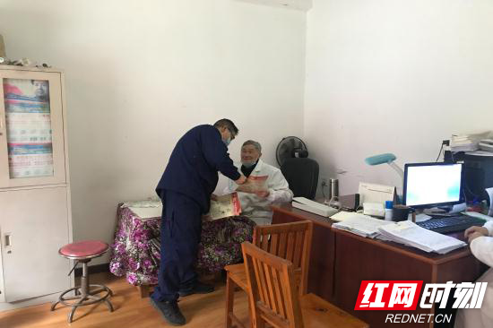 【平安消防】张家界消防强化春季防火宣传筑牢安全防线