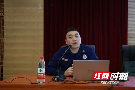 张家界消防宣传进高校预热消防宣传月